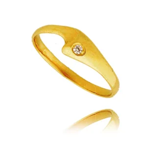 Delikatny pierścionek wykonany z wysokiej jakości złota.