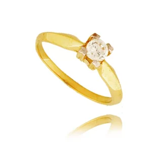 Stylowy pierścionek o eleganckiej i kobiecej formie.