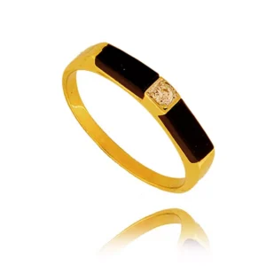 Delikatny pierścionek wykonany z wysokiej jakości złota.