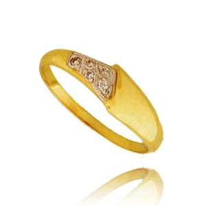 Delikatny pierścionek wykonany z wysokiej jakości złota.