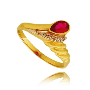 Złoty pierścionek podkreślający subtelny blask kamieni.