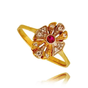 Elegancki pierścionek będący doskonałym dodatkiem do stylizacji.