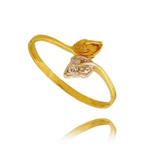 Klasyczny pierścionek idealny na każdą okazję.