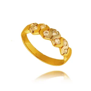 Złoty pierścionek stworzony z myślą o codziennym komforcie.