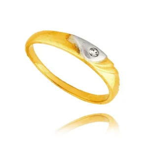 Delikatny pierścionek wykonany z wysokiej jakości złota.