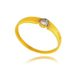 Elegancki pierścionek będący doskonałym dodatkiem do stylizacji.