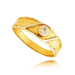 Złoty pierścionek stworzony z myślą o codziennym komforcie.