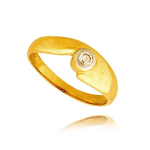 Ponadczasowy pierścionek o luksusowym wyglądzie.