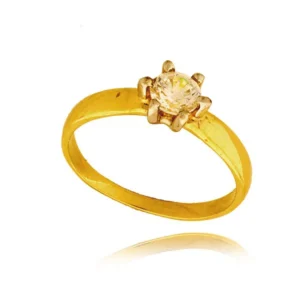 Stylowy pierścionek o eleganckiej i kobiecej formie.