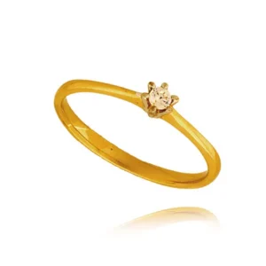 Delikatny pierścionek wykonany z wysokiej jakości złota.