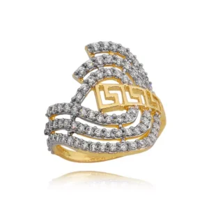 Elegancki pierścionek będący doskonałym dodatkiem do stylizacji.