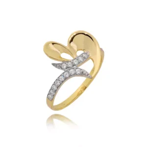 Złoty pierścionek podkreślający subtelny blask kamieni.