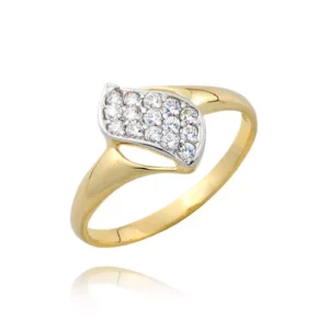 Biżuteria o wyjątkowym połysku i starannym wykończeniu.