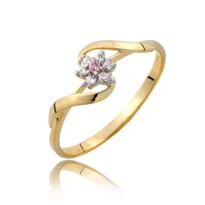 Klasyczny pierścionek idealny na każdą okazję.