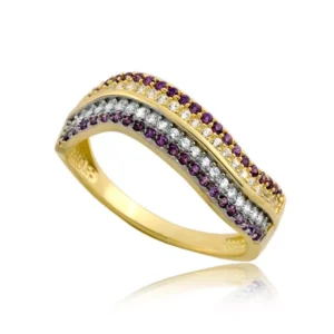 Ponadczasowy pierścionek o luksusowym wyglądzie.