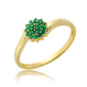 Pierścionek ze złota łączący klasykę z nowoczesnością.