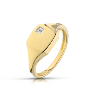 Biżuteria o wyjątkowym połysku i starannym wykończeniu.